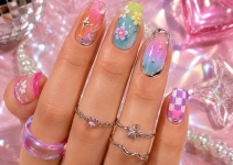 Top 3 Colorful Y2K Nails That Are Taking Over Trendy Manicures Top 3 Colorful Y2K Nails That Are Taking Over Trendy Manicures